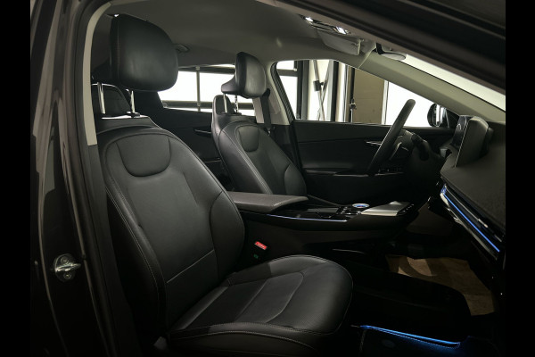 Kia Ev6 Plus AWD 77.4 kWh | Trekhaak | Verwarmde zetels door de hele auto! | Memory stoelen voor | Meridian sound | Soh (batterijcheck) 96,6 %