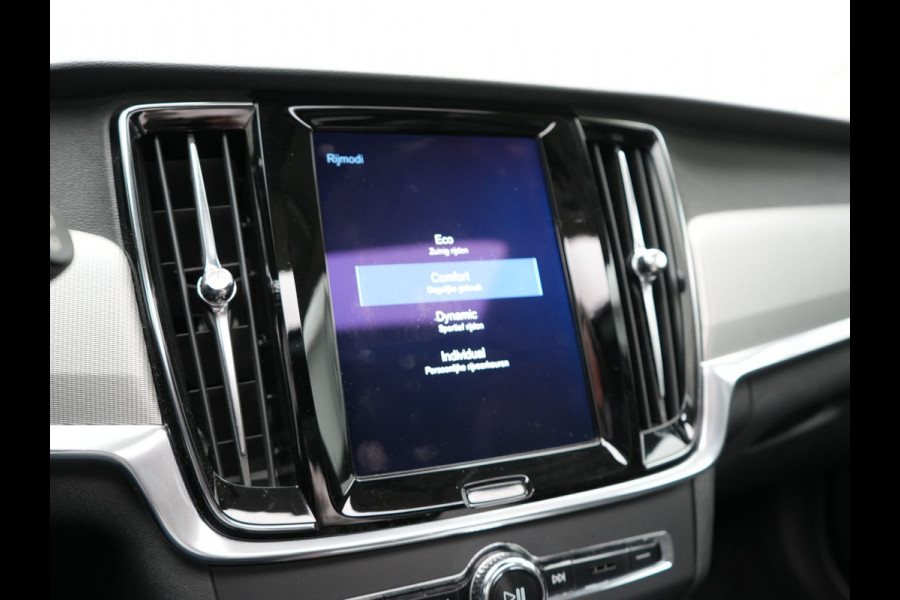 Volvo V90 T5 Inscription 255pk Automaat | Panodak | Trekhaak af Fabriek | Adaptive Cruise | Luxe Lederen Comfortzetels Massage & Memory |  Head Up | Bowers & Wilkins | 360 Camera | BLIS | 20"L.M |