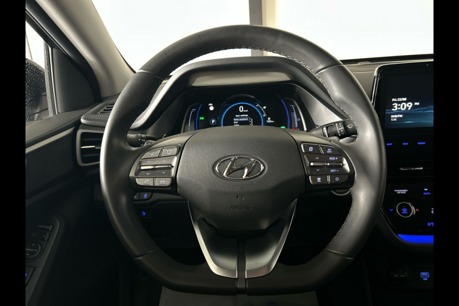 Hyundai IONIQ Comfort EV 38 kWh | Auto in nieuwstaat! | Infinity sound | Stoelverwarming