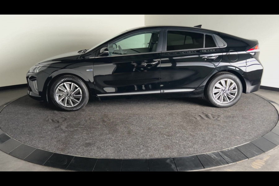Hyundai IONIQ Comfort EV 38 kWh | Auto in nieuwstaat! | Infinity sound | Stoelverwarming