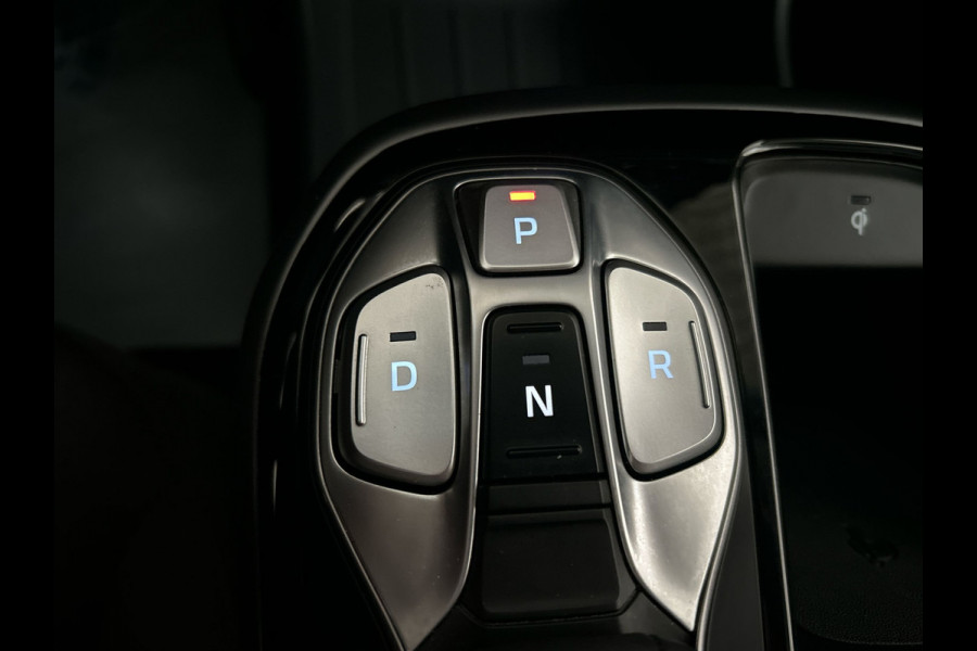 Hyundai IONIQ Comfort EV 38 kWh | Auto in nieuwstaat! | Infinity sound | Stoelverwarming