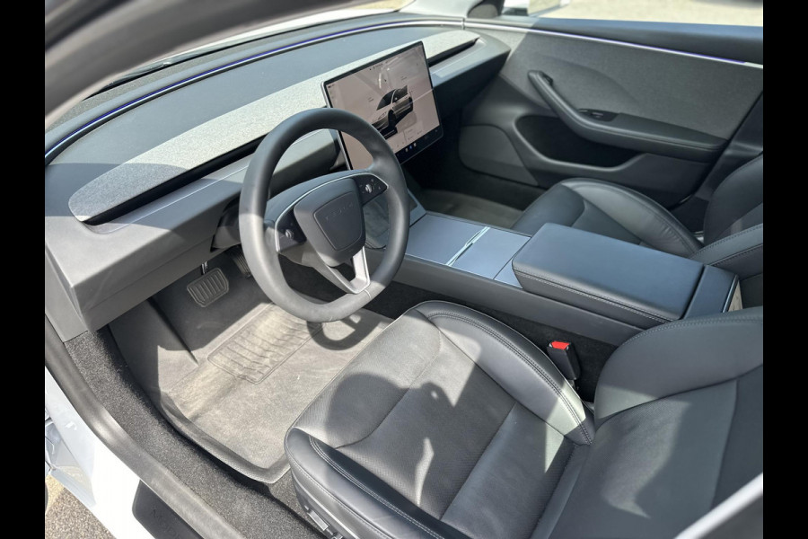 Tesla Model 3 RWD 60 kWh 1e eigenaar | Origineel Nederlandse auto met NAP | Fabrieksgarantie tot 04-2028 |