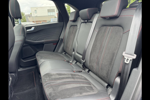 Ford Kuga 2.5 FHEV ST-Line X 190pk | Driver Assistance Pack | Winterpack | Panoramadak | Technology Pack | Geen Stekker nodig | All Season banden