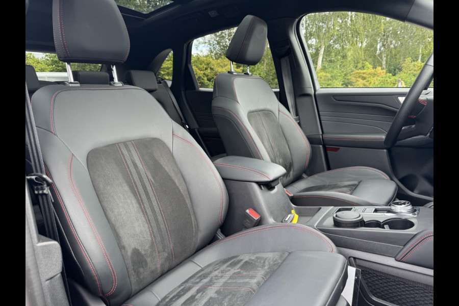 Ford Kuga 2.5 FHEV ST-Line X 190pk | Driver Assistance Pack | Winterpack | Panoramadak | Technology Pack | Geen Stekker nodig | All Season banden