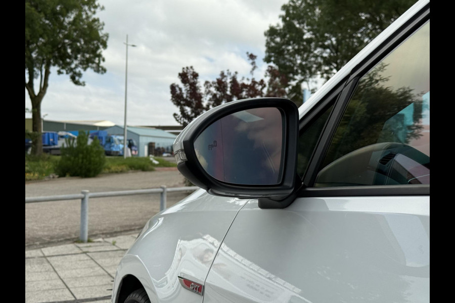 Volkswagen Golf 2.0 TSI Aut. GTI Performance | DYN Audio | Panorama | Carplay |