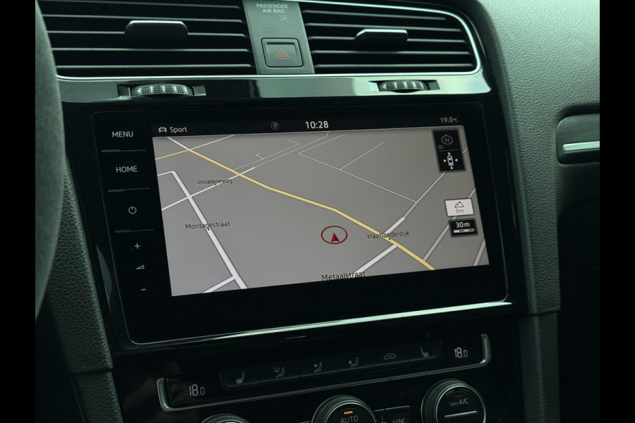 Volkswagen Golf 2.0 TSI Aut. GTI Performance | DYN Audio | Panorama | Carplay |