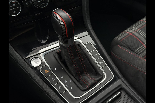 Volkswagen Golf 2.0 TSI Aut. GTI Performance | DYN Audio | Panorama | Carplay |
