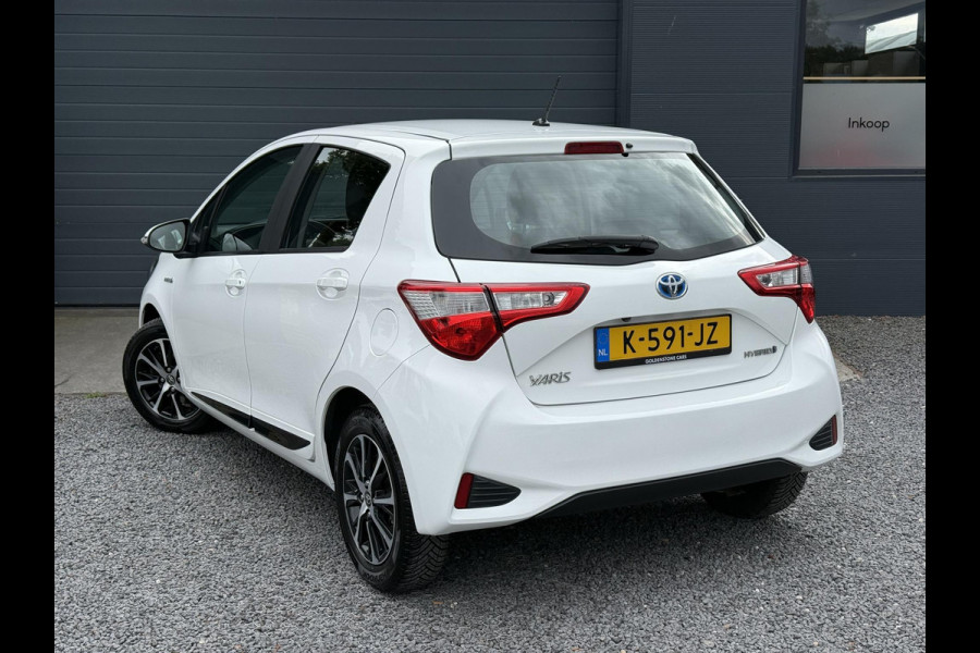 Toyota Yaris 1.5 Hybrid Design Sport Navi,Camera,Clima,Cruise,Lm velgen,Apk tot 06-2026