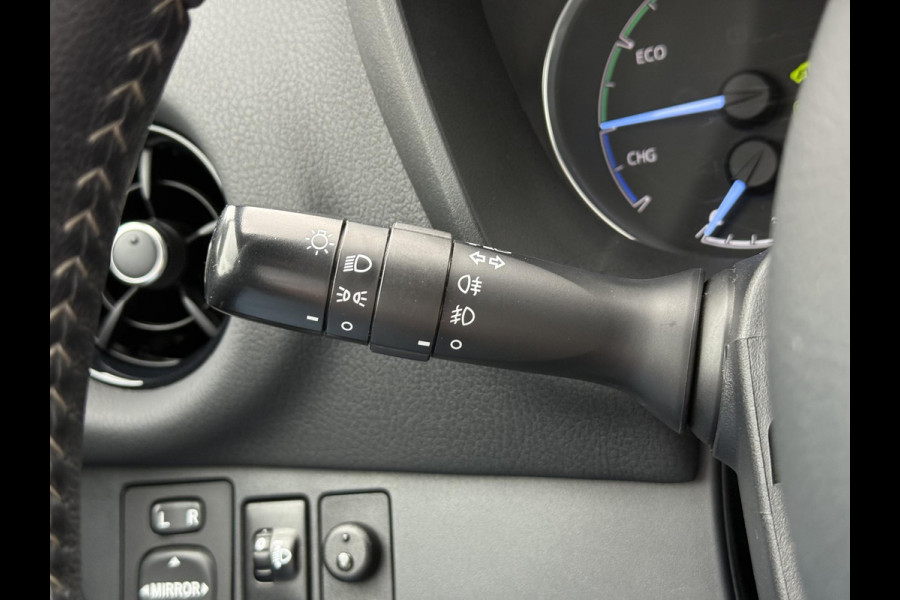 Toyota Yaris 1.5 Hybrid Design Sport Navi,Camera,Clima,Cruise,Lm velgen,Apk tot 06-2026