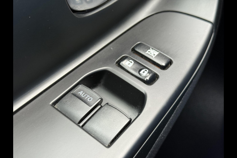 Toyota Yaris 1.5 Hybrid Design Sport Navi,Camera,Clima,Cruise,Lm velgen,Apk tot 06-2026