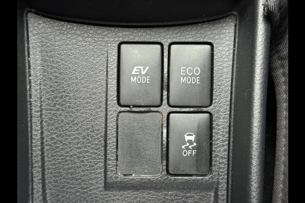 Toyota Yaris 1.5 Hybrid Design Sport Navi,Camera,Clima,Cruise,Lm velgen,Apk tot 06-2026