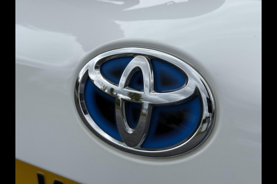 Toyota Yaris 1.5 Hybrid Design Sport Navi,Camera,Clima,Cruise,Lm velgen,Apk tot 06-2026