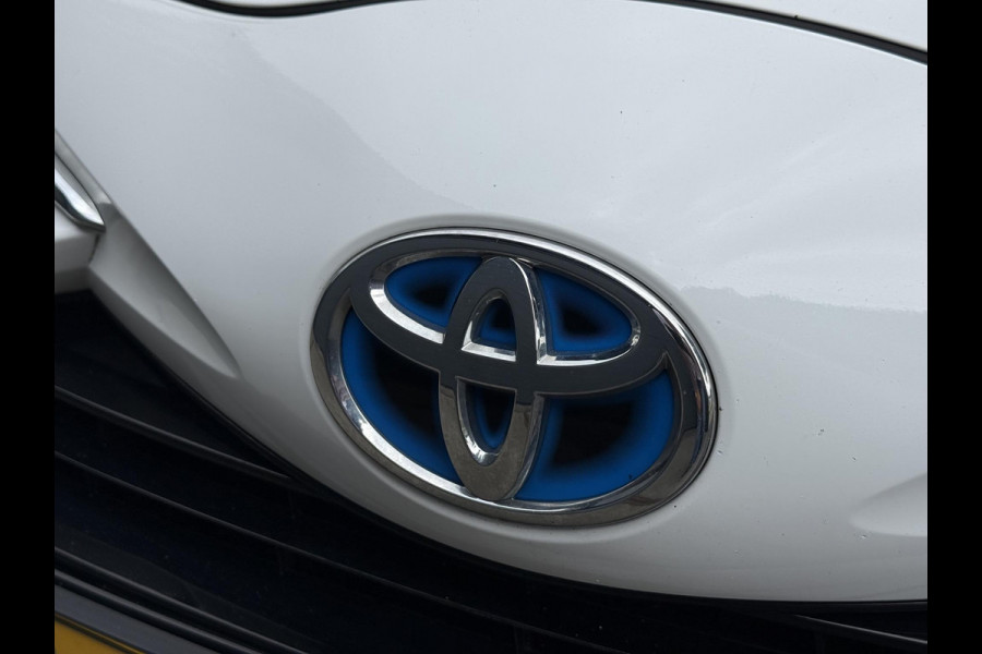 Toyota Yaris 1.5 Hybrid Design Sport Navi,Camera,Clima,Cruise,Lm velgen,Apk tot 06-2026