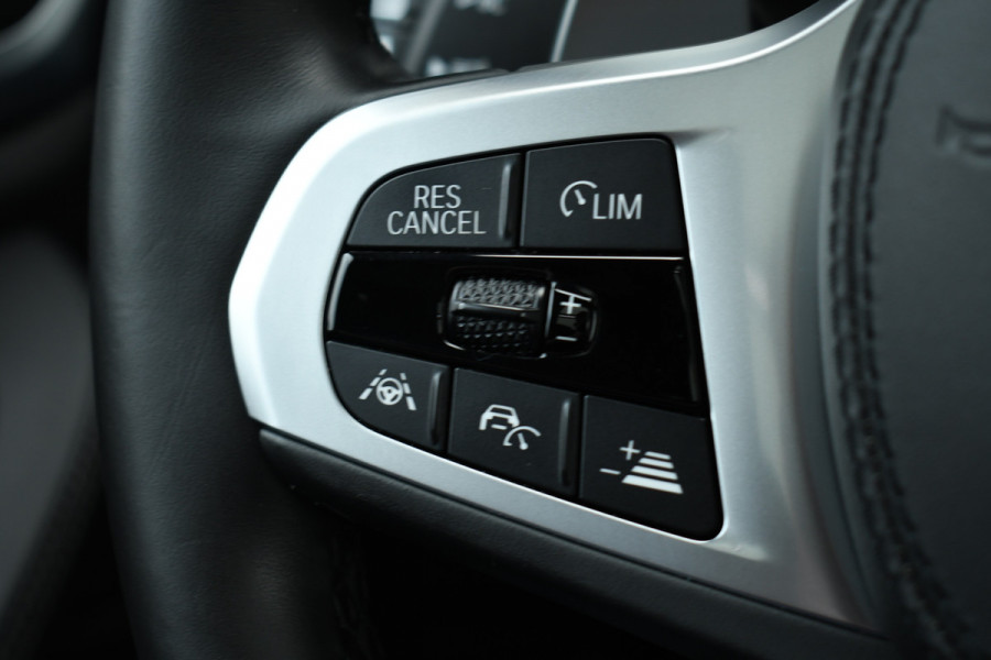BMW X3 xDrive30i M-Sport Pano Trekh ACC HUD 360 Adp-demping