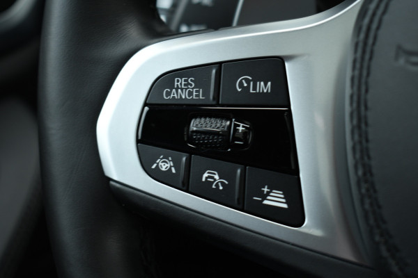 BMW X3 xDrive30i M-Sport Pano Trekh ACC HUD 360 Adp-demping