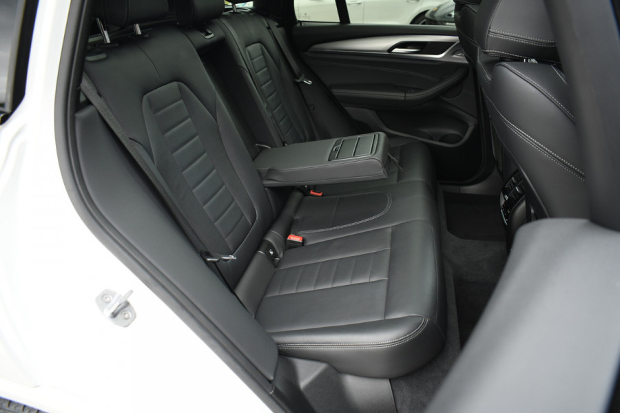 BMW X3 xDrive30i M-Sport Pano Trekh ACC HUD 360 Adp-demping