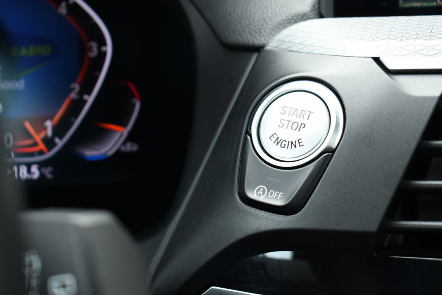 BMW X3 xDrive30i M-Sport Pano Trekh ACC HUD 360 Adp-demping