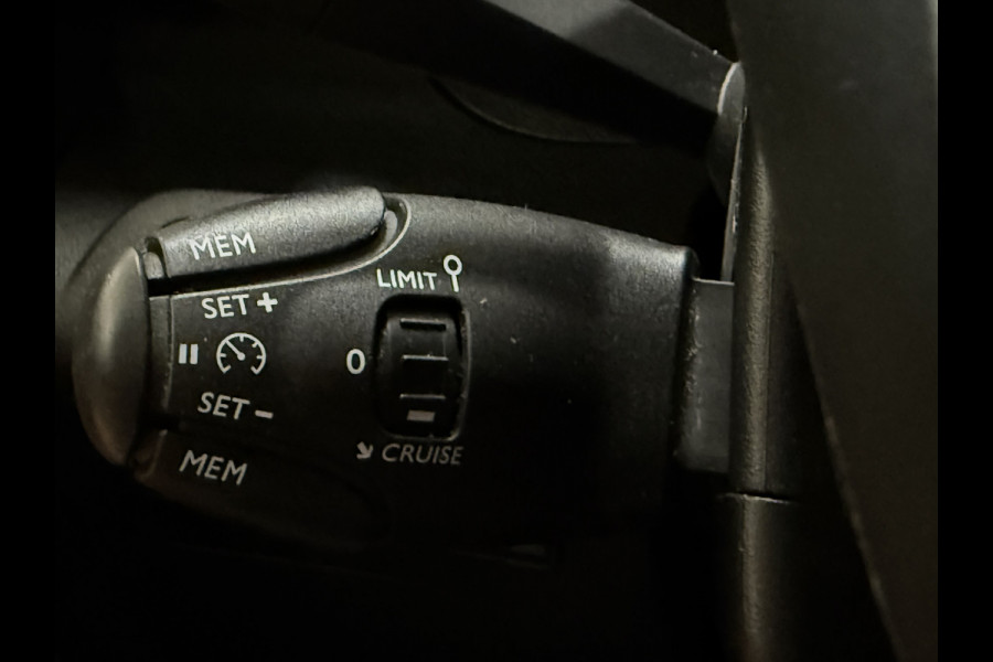 Peugeot Rifter Long 1.2 Puretech Long Allure 7p. | Carplay | Navi
