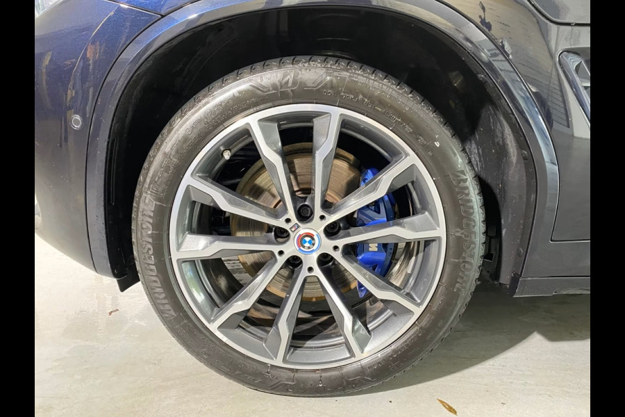 BMW X3 xDrive30e M-SPORT ** ADAPT LED, NAVI+, PANORAMA, TREKH, 20-inch LMV, CARBON SCHWARZ ** 1e EIG ** ** INFORMEER OOK NAAR ONZE AANTREKKELIJKE FINANCIAL-LEASE TARIEVEN **