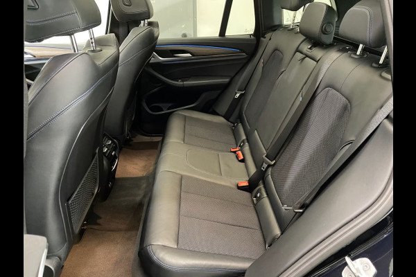 BMW X3 xDrive30e M-SPORT ** ADAPT LED, NAVI+, PANORAMA, TREKH, 20-inch LMV, CARBON SCHWARZ ** 1e EIG ** ** INFORMEER OOK NAAR ONZE AANTREKKELIJKE FINANCIAL-LEASE TARIEVEN **