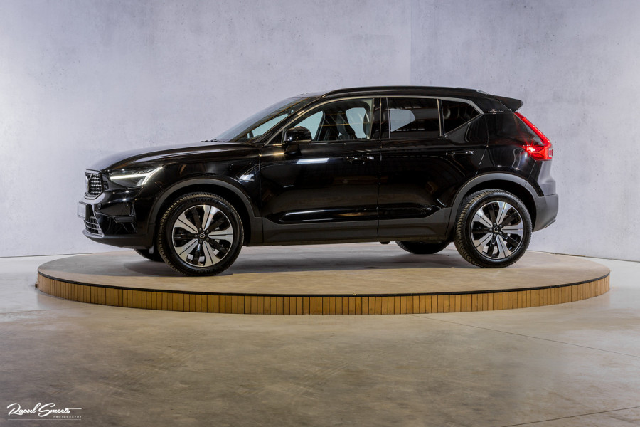 Volvo XC40 1.5 T4 Plug-in hybrid Plus Dark | Memory | Apple Carplay | Keyless Entry |