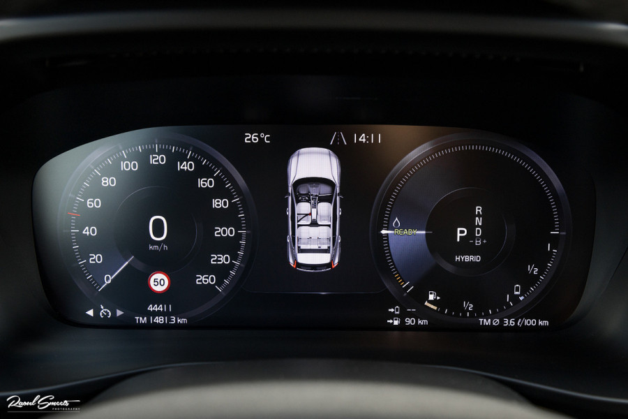 Volvo XC40 1.5 T4 Plug-in hybrid Plus Dark | Memory | Apple Carplay | Keyless Entry |