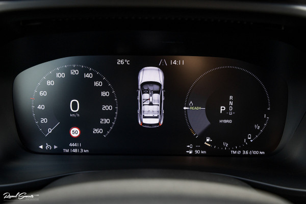 Volvo XC40 1.5 T4 Plug-in hybrid Plus Dark | Memory | Apple Carplay | Keyless Entry |