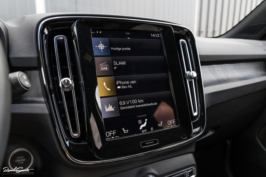 Volvo XC40 1.5 T4 Plug-in hybrid Plus Dark | Memory | Apple Carplay | Keyless Entry |