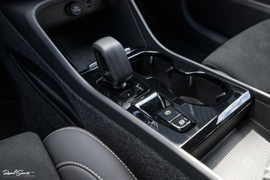 Volvo XC40 1.5 T4 Plug-in hybrid Plus Dark | Memory | Apple Carplay | Keyless Entry |