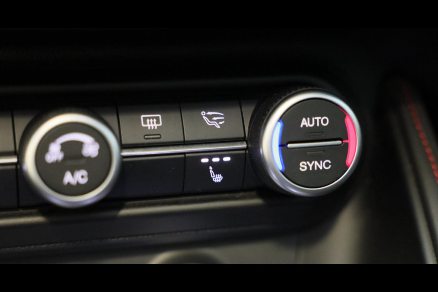 Alfa Romeo Stelvio 2.9 V6 AWD Quadrifoglio / 510 Pk / Acc / Lane Assist / Carbon / Camera / Open Panoramadak / Led / Pdc / 21 Inch