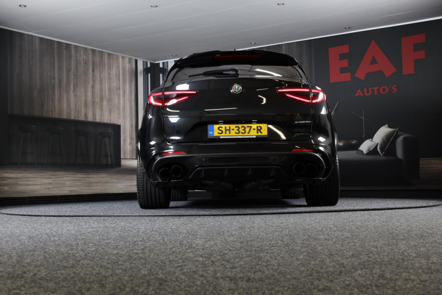 Alfa Romeo Stelvio 2.9 V6 AWD Quadrifoglio / 510 Pk / Acc / Lane Assist / Carbon / Camera / Open Panoramadak / Led / Pdc / 21 Inch