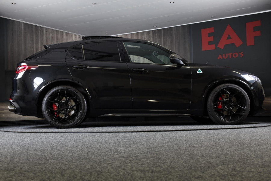 Alfa Romeo Stelvio 2.9 V6 AWD Quadrifoglio / 510 Pk / Acc / Lane Assist / Carbon / Camera / Open Panoramadak / Led / Pdc / 21 Inch