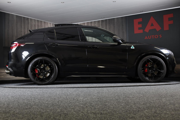 Alfa Romeo Stelvio 2.9 V6 AWD Quadrifoglio / 510 Pk / Acc / Lane Assist / Carbon / Camera / Open Panoramadak / Led / Pdc / 21 Inch