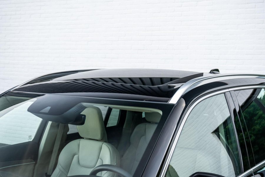 Volvo XC90 2.0 T8 Recharge AWD Inscription 455pk Massage B&W