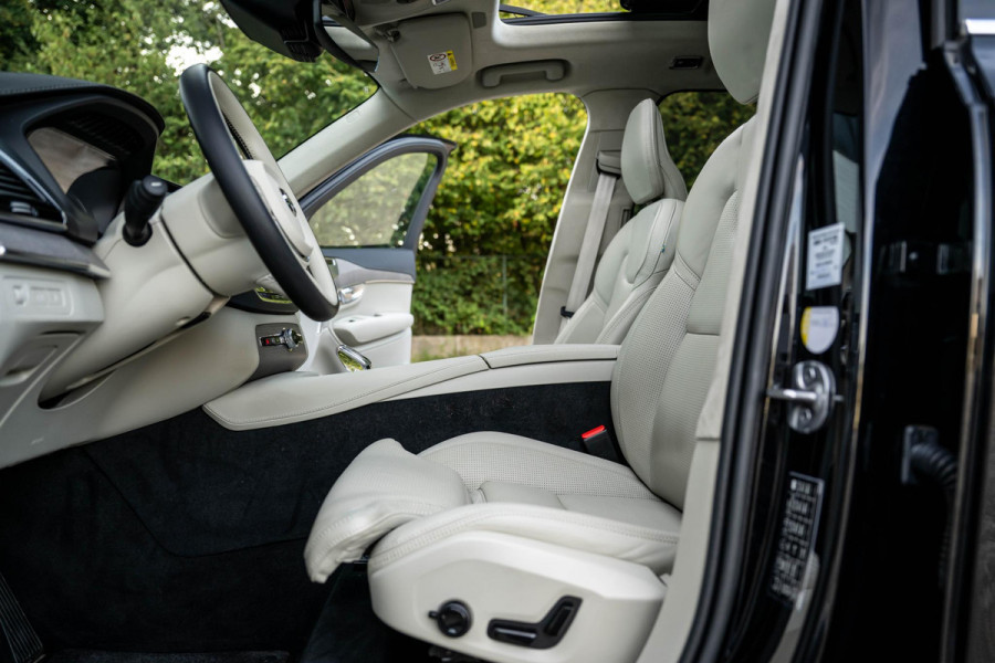 Volvo XC90 2.0 T8 Recharge AWD Inscription 455pk Massage B&W