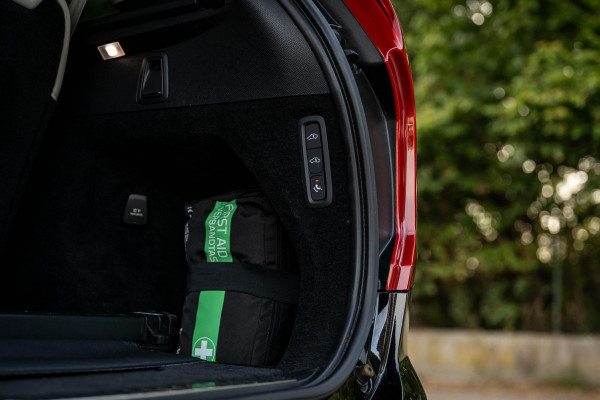 Volvo XC90 2.0 T8 Recharge AWD Inscription 455pk Massage B&W