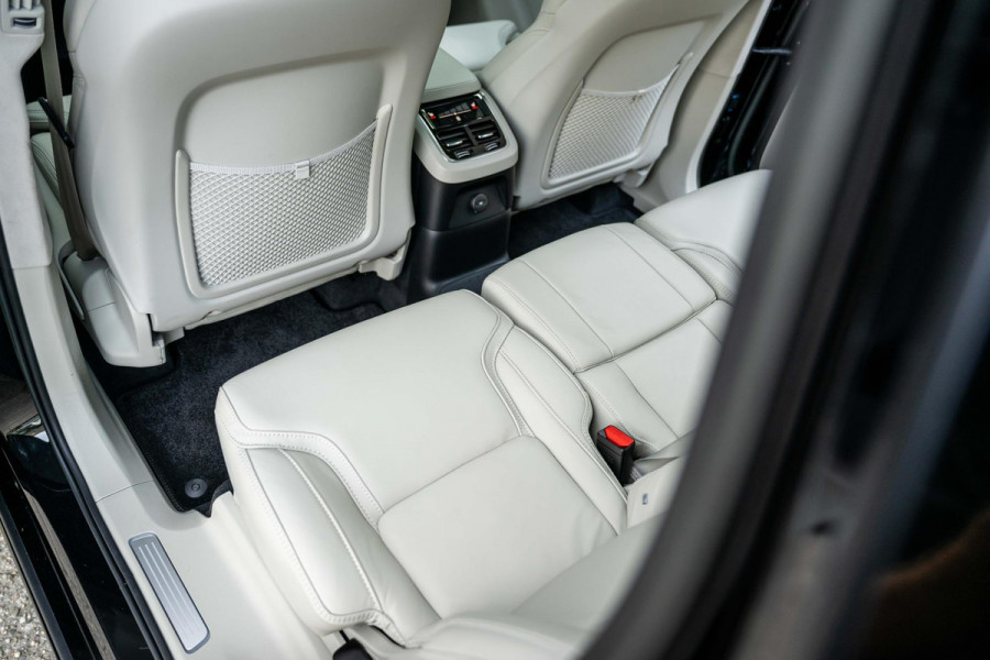 Volvo XC90 2.0 T8 Recharge AWD Inscription 455pk Massage B&W