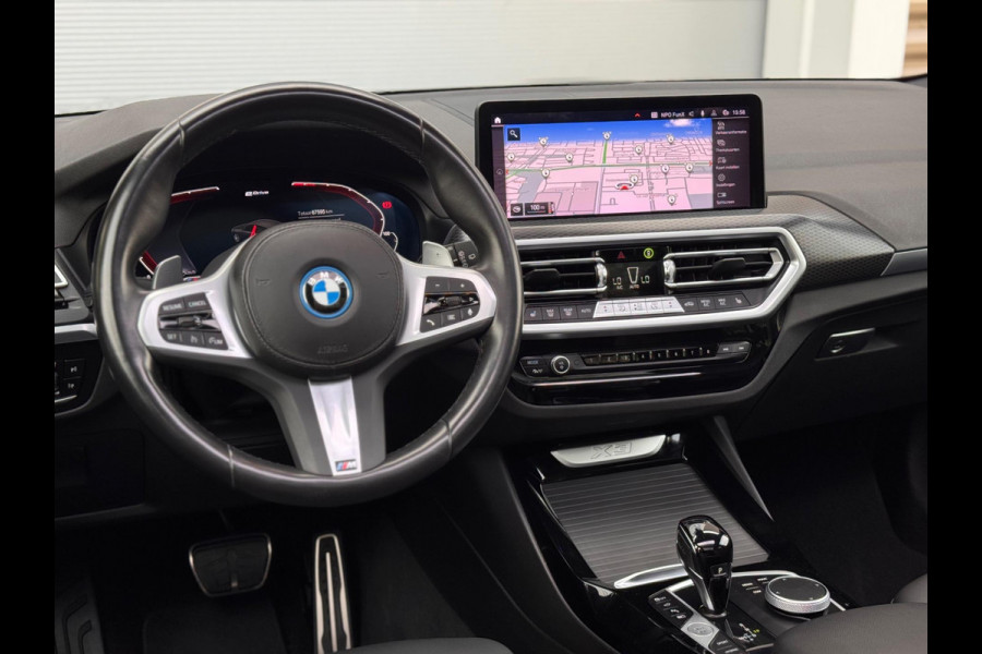 BMW X3 XDrive30e High Executive Pano/Memory/360