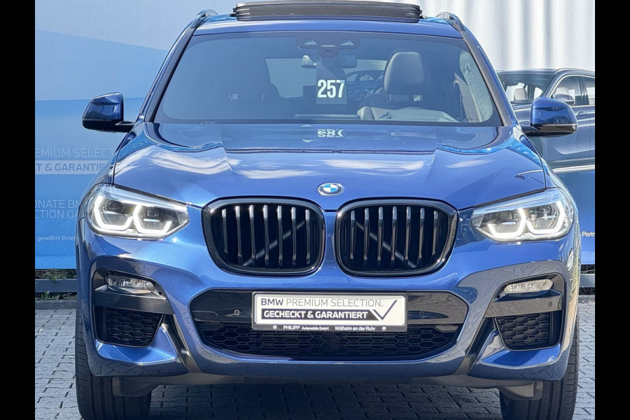 BMW X3 xDrive30e M-SPORT ** ADAPT LED, NAVI+, PANORAMA, TREKH, 20-inch LMV, PHYTONIC BLAU ** 1e EIG ** ** INFORMEER OOK NAAR ONZE AANTREKKELIJKE FINANCIAL-LEASE TARIEVEN **