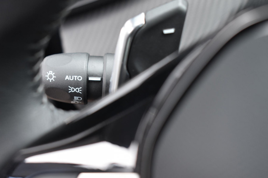 Peugeot 208 1.2 PureTech 100PK Aut. Allure Carplay | Camera | PDC | Incl. garantie