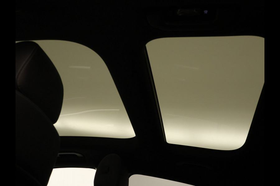 Mercedes-Benz EQA 250+ Business Line LIMITED 71 kWh | Trekhaak | Parkeerpakket met achteruitrijcamera | EASY PACK achterklep | Extra USB-poorten | Sfeerverlichting | Dodehoekassistent | Verwarmde stoelen vooraan |
