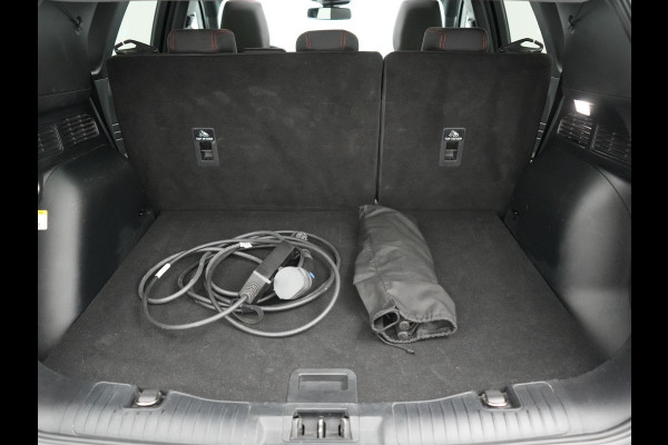 Ford Kuga 2.5 ST-Line Plug in Hybrid 225pk Dealer O.H PHEV | Trekhaak Af Fabriek | Panodak | Head up | Adaptive Cruise | 360 Camera | Sportstoelen Verwarmd | Keyless | Apple Carplay | Navigatie | DAB |