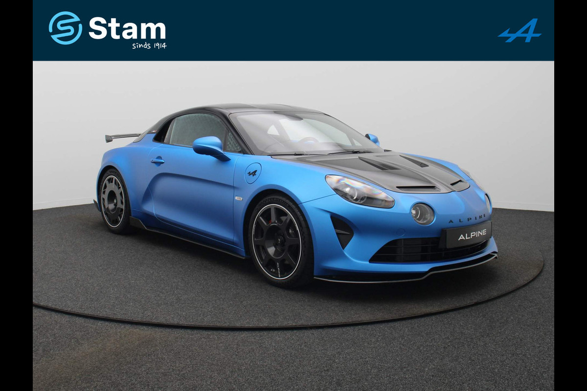 ALPINE A110 R 300pk Aerocarbon velgen | Focal Premium | Camera ALPINE A110 R 300pk Aerocarbon velgen | Focal Premium | Camera