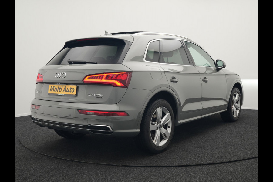 Audi Q5 50 TFSI e Quattro S Line Plug In Hybrid 299pk Dealer O.H PHEV | Panodak | Adaptive Cruise | Head Up | Camera | Virtual | Apple Carplay | Keyless | 19" L.M |