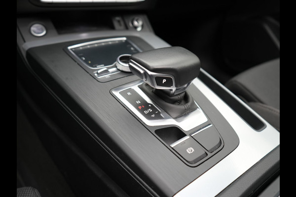 Audi Q5 50 TFSI e Quattro S Line Plug In Hybrid 299pk Dealer O.H PHEV | Panodak | Adaptive Cruise | Head Up | Camera | Virtual | Apple Carplay | Keyless | 19" L.M |