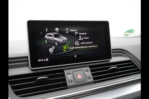 Audi Q5 50 TFSI e Quattro S Line Plug In Hybrid 299pk Dealer O.H PHEV | Panodak | Adaptive Cruise | Head Up | Camera | Virtual | Apple Carplay | Keyless | 19" L.M |
