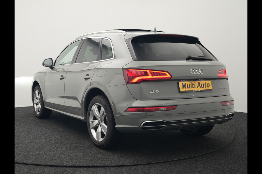 Audi Q5 50 TFSI e Quattro S Line Plug In Hybrid 299pk Dealer O.H PHEV | Panodak | Adaptive Cruise | Head Up | Camera | Virtual | Apple Carplay | Keyless | 19" L.M |