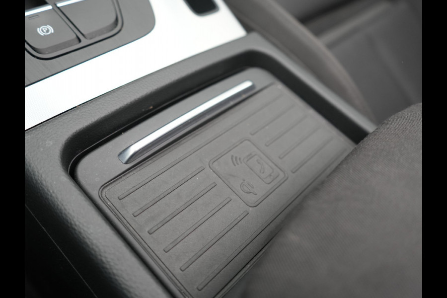 Audi Q5 50 TFSI e Quattro S Line Plug In Hybrid 299pk Dealer O.H PHEV | Panodak | Adaptive Cruise | Head Up | Camera | Virtual | Apple Carplay | Keyless | 19" L.M |