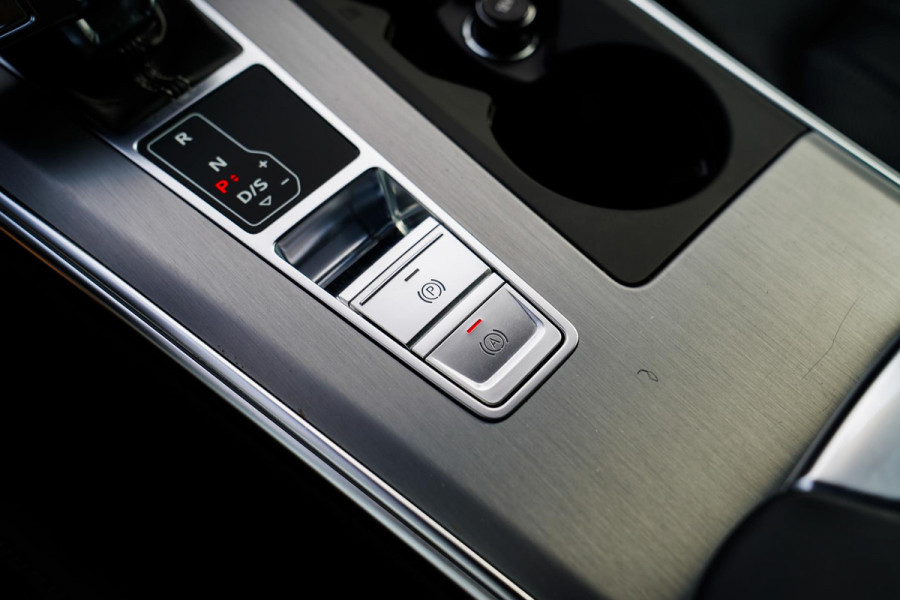 Audi A6 Limousine 50 TFSI e quattro S edition | Massage | Stoelverkoeling