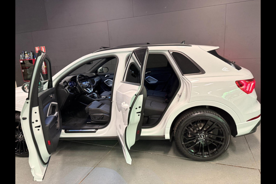 Audi Q3 35 TFSI S-LINE BLACK-LINE 20'' PANO/DAB/CARPLAY/STOEL-M/CAM/LED///